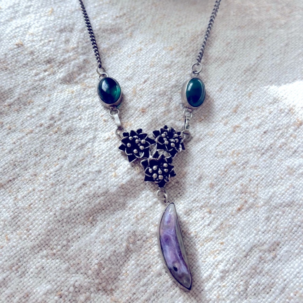 Vintage silver tone hand crafted Necklace.